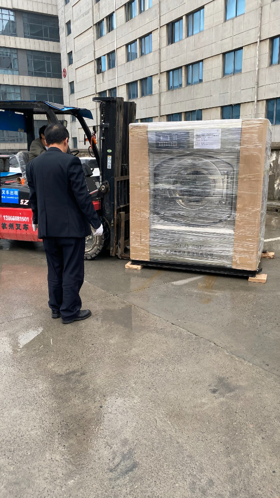 告別工作服頑固污漬,這臺(tái)廣州國(guó)產(chǎn)工業(yè)用洗衣機(jī)讓您洗烘一體不再頭痛!