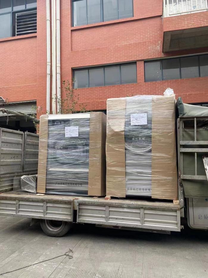 突破困境！廣州工業小型洗衣機助力干洗店營收翻倍，洗凈率高達98%